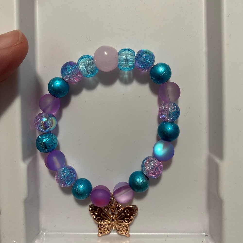 Baby girls bracelet with rose gold butterfly